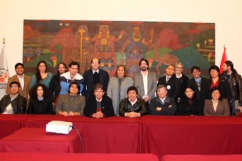 Presente. Lumbreras Editores, junto a otras editoriales reconocidas del Perú participaron en esta reunión 