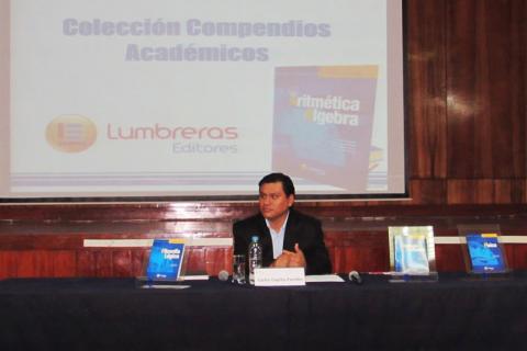 PRESENTACIÓN. Director de Publicaciones Carlos Caycho Paredes.